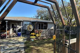 309 Elm St, Whitesboro, TX 76273 - Photo 13