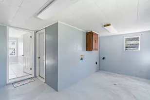 208 W 1st St, Weatherford, TX 76086 - Photo 17