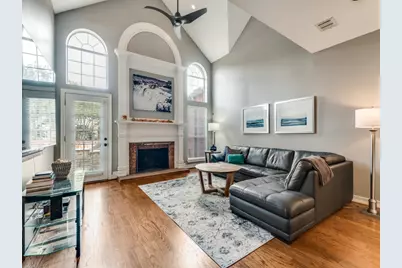 2117 Texas Ash Drive, Irving, TX 75063 - Photo 7