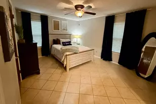 832 Chateau Valee Cir, Bedford, TX 76022 - Photo 9