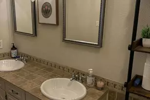 832 Chateau Valee Cir, Bedford, TX 76022 - Photo 21