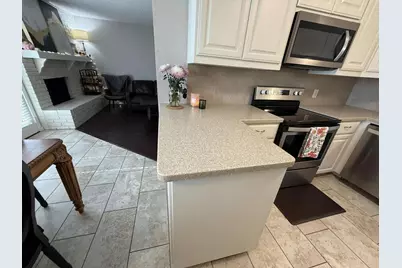 832 Chateau Valee Circle, Bedford, TX 76022 - Photo 11