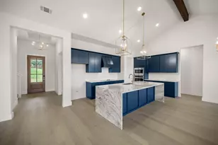 1049 Woodland, Weatherford, TX 76088 - Photo 3