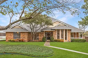 420 E Coachlight Trail, Rockwall, TX 75087 - Photo 1