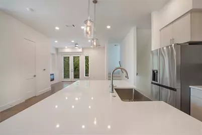 4205 Roseland Avenue #205, Dallas, TX 75204 - Photo 9