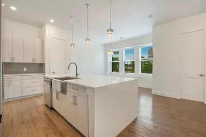 4205 Roseland Avenue #205, Dallas, TX 75204 - Photo 3