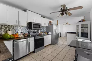 804 Melrose St, Garland, TX 75040 - Photo 9