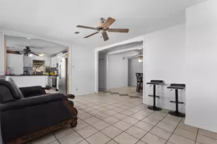 804 Melrose St, Garland, TX 75040 - Photo 3