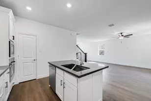 124 N Sky Dr, Celina, TX 75009 - Photo 9