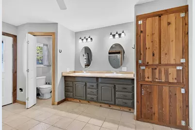 7938 Fm 927, Walnut Springs, TX 76690 - Photo 15