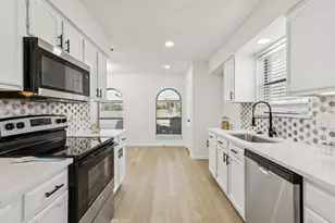 1020 Baxter Dr, Plano, TX 75025 - Photo 11