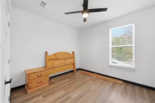 2303 Timber Creek Ct, Cedar Hill, TX 75104 - Photo 15