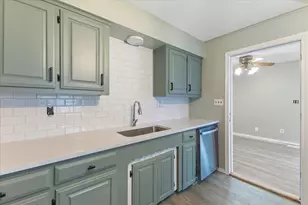 312 E Cottonwood St, Leonard, TX 75452 - Photo 15