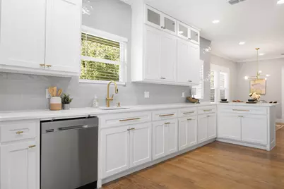 813 Elsbeth Street, Dallas, TX 75208 - Photo 15