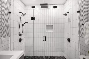 813 Elsbeth St, Dallas, TX 75208 - Photo 25