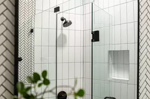 813 Elsbeth St, Dallas, TX 75208 - Photo 27