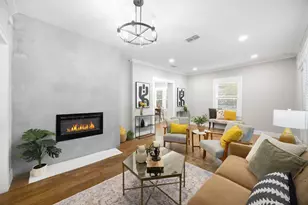 813 Elsbeth St, Dallas, TX 75208 - Photo 9