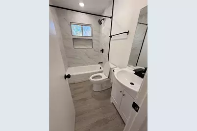 605 N Davis Drive, Arlington, TX 76012 - Photo 15