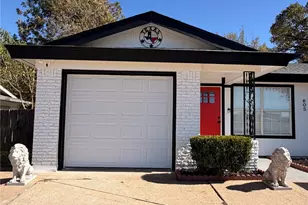 605 N Davis Dr, Arlington, TX 76012 - Photo 5