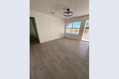 605 N Davis Drive, Arlington, TX 76012 - Photo 13