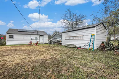 502 Bales Street, Cleburne, TX 76033 - Photo 15