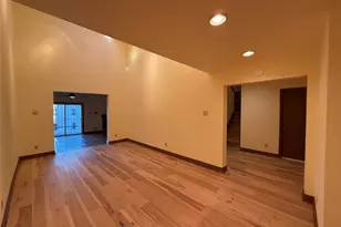 12513 Burninglog Ln, Dallas, TX 75243 - Photo 3