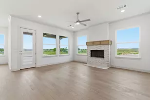 117 Emma Ct, Decatur, TX 76234 - Photo 5