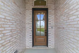 117 Emma Ct, Decatur, TX 76234 - Photo 3