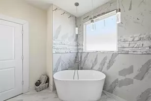 7725 Lakeview Cir, Fort Worth, TX 76179 - Photo 9