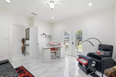 7725 Lakeview Circle, Fort Worth, TX 76179 - Photo 13