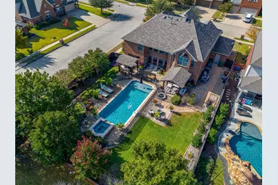 10400 Crowne Pointe Lane, Fort Worth, TX 76244 - Photo 3