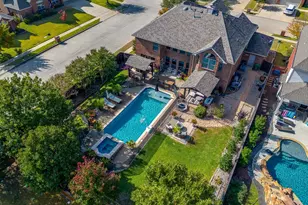 10400 Crowne Pointe Ln, Fort Worth, TX 76244 - Photo 3