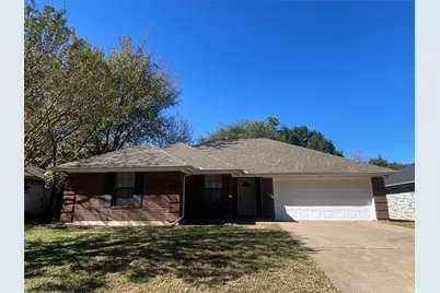 822 Collins Boulevard, Cedar Hill, TX 75104 - Photo 1