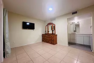 9827 Walnut St, Dallas, TX 75243 - Photo 11