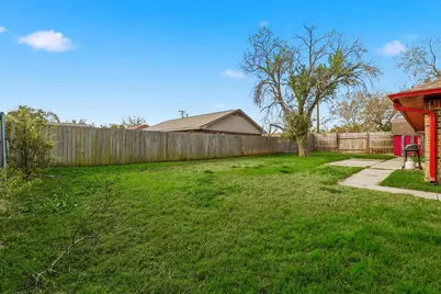 1010 Bolivar Street, Sanger, TX 76266 - Photo 25