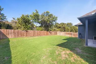317 Titus Dr, Springtown, TX 76082 - Photo 23