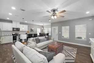 317 Titus Dr, Springtown, TX 76082 - Photo 9