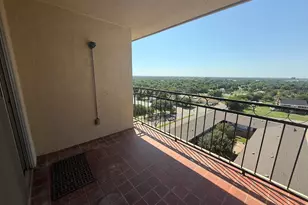 1005 2100 Santa Fe Point, Wichita Falls, TX 76309 - Photo 5