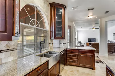 6035 Oak Hollow Drive, Burleson, TX 76028 - Photo 13