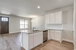 817 Homeplace Cir, Mansfield, TX 76063 - Photo 11