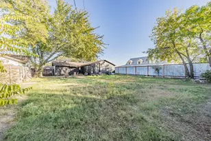 3305 Swan St, Haltom City, TX 76117 - Photo 29