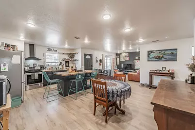 3305 Swan Street, Haltom City, TX 76117 - Photo 9