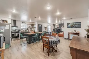 3305 Swan St, Haltom City, TX 76117 - Photo 9