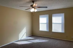 2937 Monticello Ln, Lancaster, TX 75134 - Photo 13