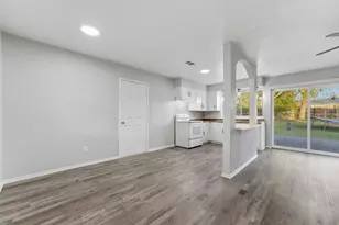 910 Royal Crest Dr, Mesquite, TX 75149 - Photo 1