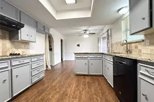 6010 Fawn Valley Ln, Rowlett, TX 75089 - Photo 5