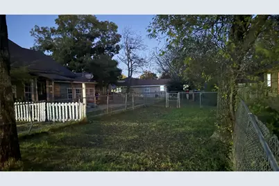 740 W College Street, Stephenville, TX 76401 - Photo 3