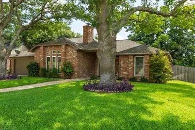 10053 Regent Row Street, Benbrook, TX 76126 - Photo 19