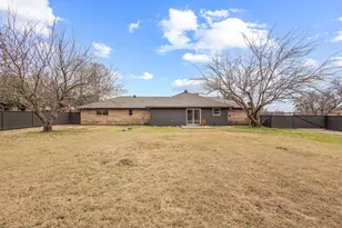 3327 Carriage Cir, Sherman, TX 75092 - Photo 39