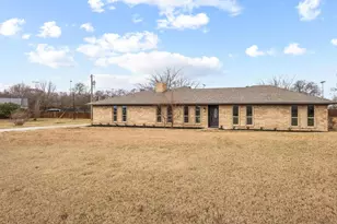 3327 Carriage Cir, Sherman, TX 75092 - Photo 5